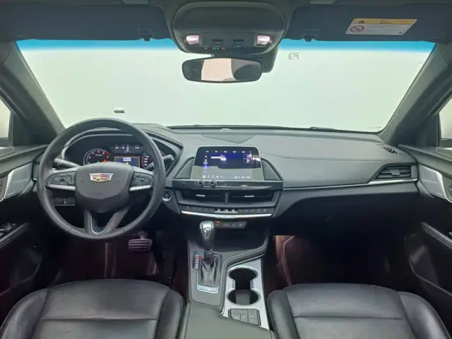 Cadillac CT4 — Фото автомобиля 5