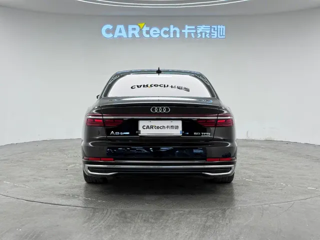 Audi A8 — Фото автомобиля 5