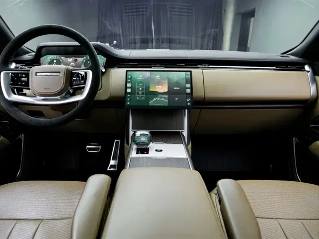Land Rover Range Rover — Фото автомобиля 10