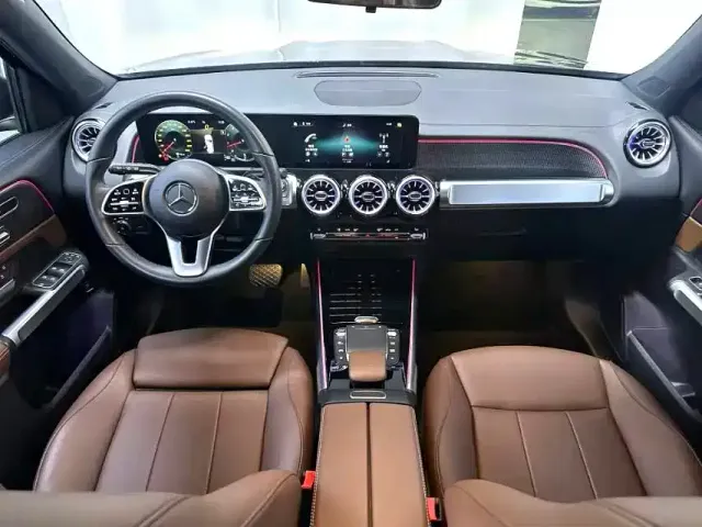 Mercedes-Benz GLB-Class — Фото автомобиля 3