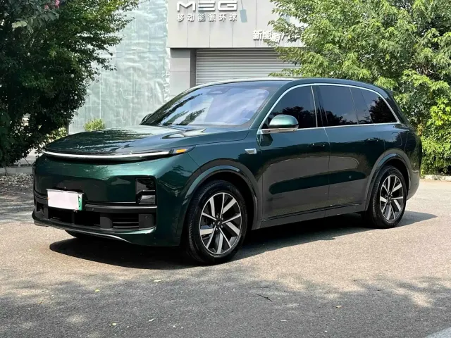 Фотография автомобиля — Li Auto L8