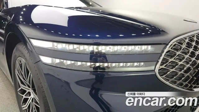 Genesis G90 Бензин 3.5 турбо AWD — Фото автомобиля 16