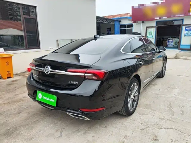 Buick LaCrosse — Фото автомобиля 4