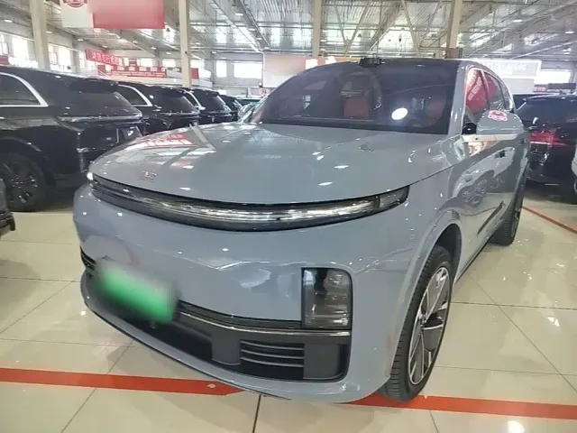 Фотография автомобиля — Li Auto L7
