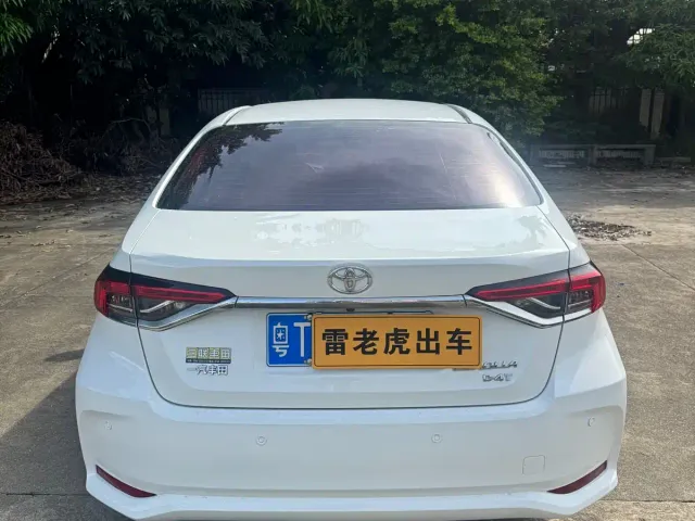 Toyota Corolla — Фото автомобиля 5