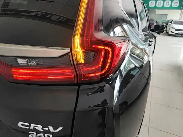 Honda CR-V — Фото автомобиля 7