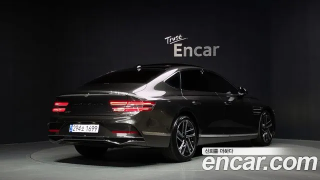 Genesis G80 Бензин 2.5 турбо AWD — Фото автомобиля 2