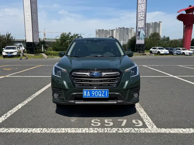 Subaru Forester — Фото автомобиля 2