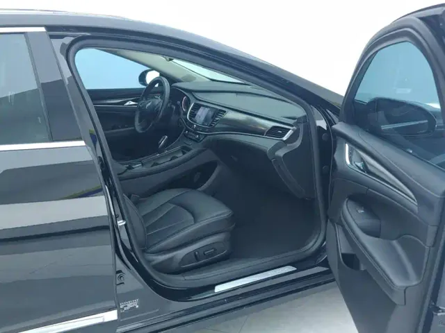 Buick LaCrosse — Фото автомобиля 8