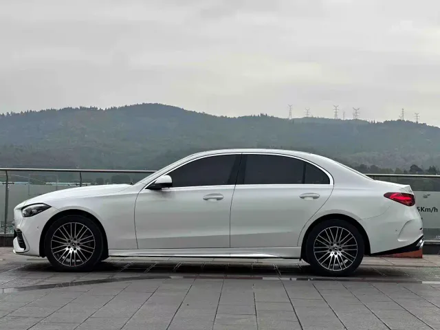 Mercedes-Benz C-Class — Фото автомобиля 7