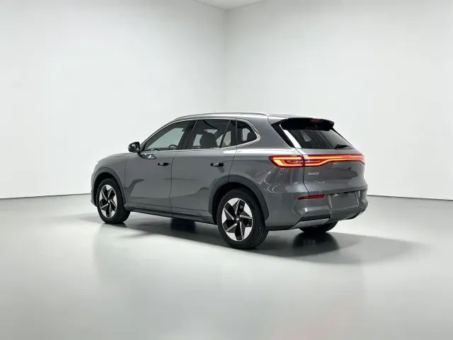Geely Galaxy E5 — Фото автомобиля 10