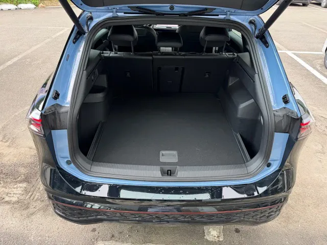 Volkswagen Tiguan L — Фото автомобиля 5