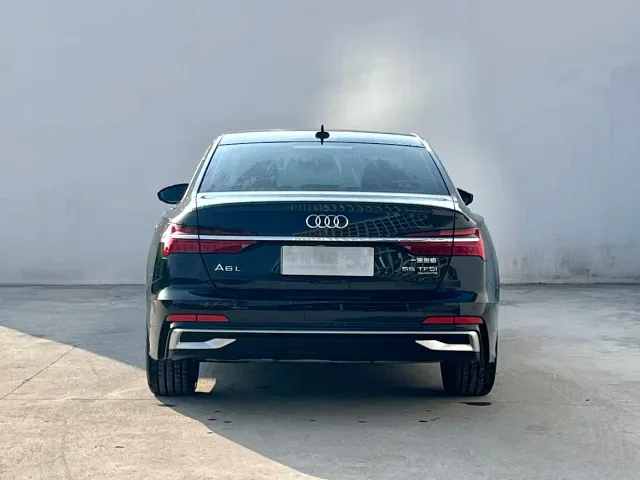 Audi A6L — Фото автомобиля 3
