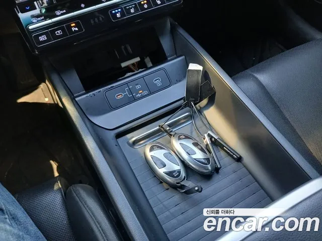 Hyundai Grandeur GN7 — Фото автомобиля 15