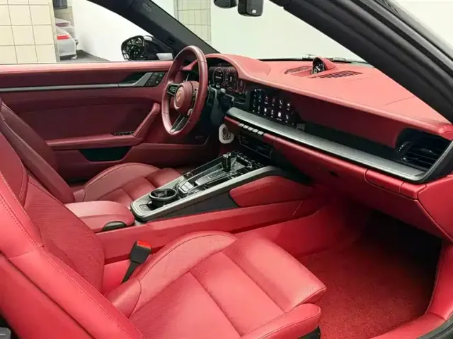 Porsche 911 — Фото автомобиля 10