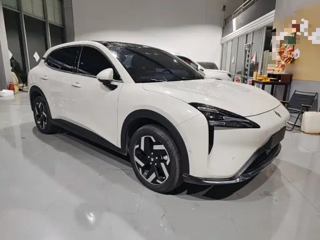 Baojun Yunhai — Фото автомобиля 3