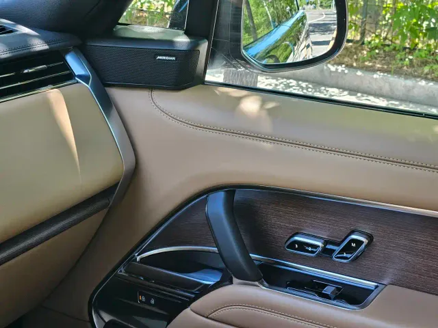 Land Rover Range Rover — Фото автомобиля 20