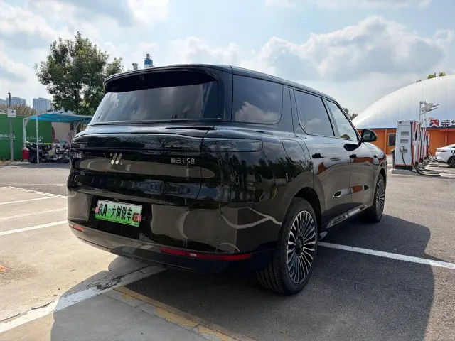 IM Motors LS8 — Фото автомобиля 13