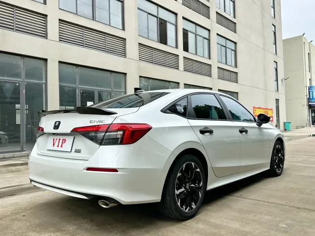 Honda Civic — Фото автомобиля 15