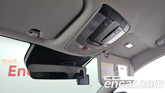Kia Niro The All New — Фото автомобиля 23