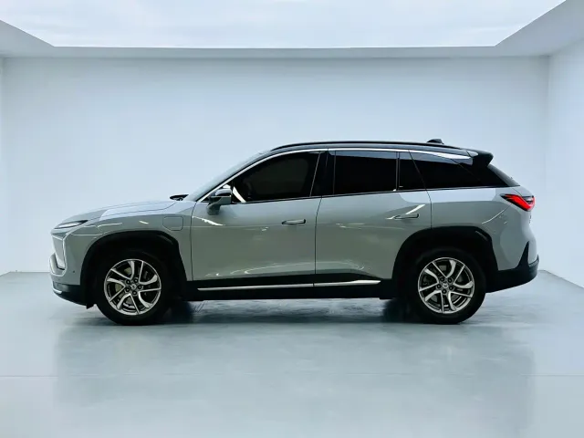 Nio ES6 — Фото автомобиля 9