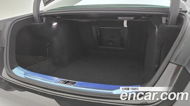 Mercedes-Benz S-Class — Фото автомобиля 11