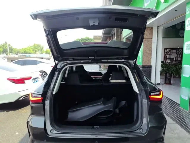 Changan Oushang X5 — Фото автомобиля 18