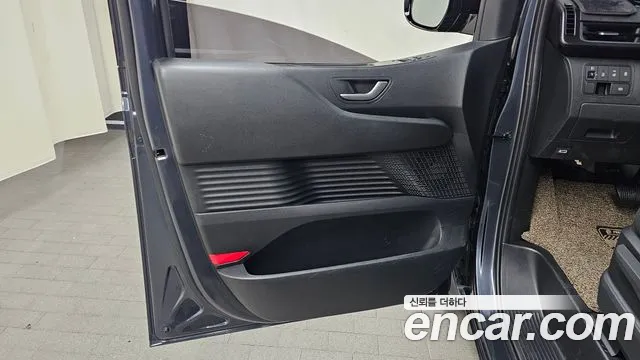 Hyundai Staria — Фото автомобиля 13