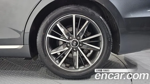 Hyundai Grandeur Новый Grandeur IG — Фото автомобиля 18