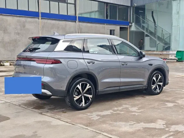 BYD Song Pro — Фото автомобиля 7