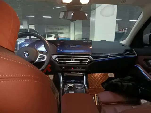 BMW 3 Series — Фото автомобиля 9