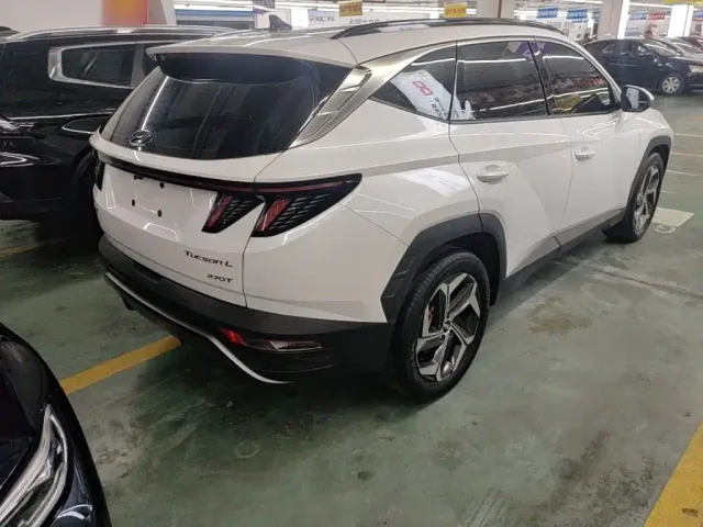 Hyundai Tucson — Фото автомобиля 6
