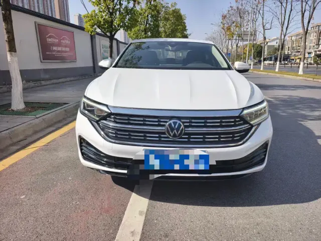 Volkswagen Sagitar — Фото автомобиля 2
