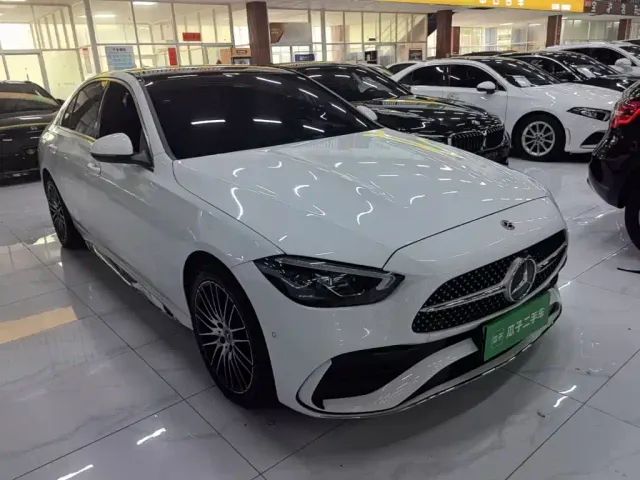 Mercedes-Benz C-Class — Фото автомобиля 3