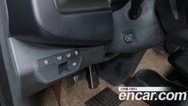 Kia EV9 — Фото автомобиля 18