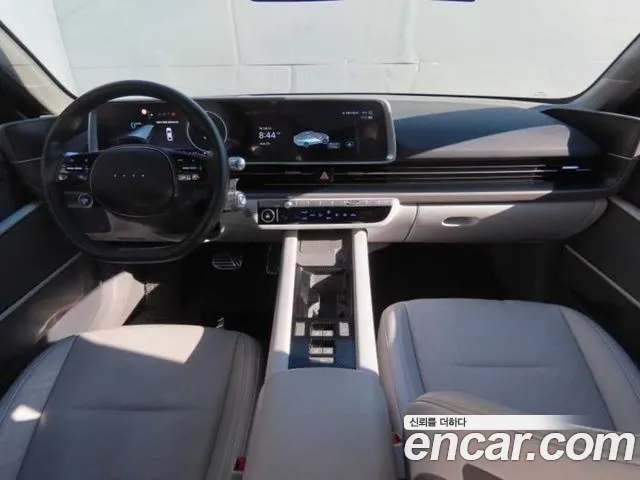 Hyundai Ioniq 6 — Фото автомобиля 10