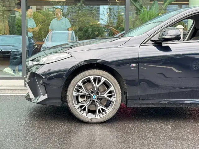 BMW 2 Series — Фото автомобиля 5