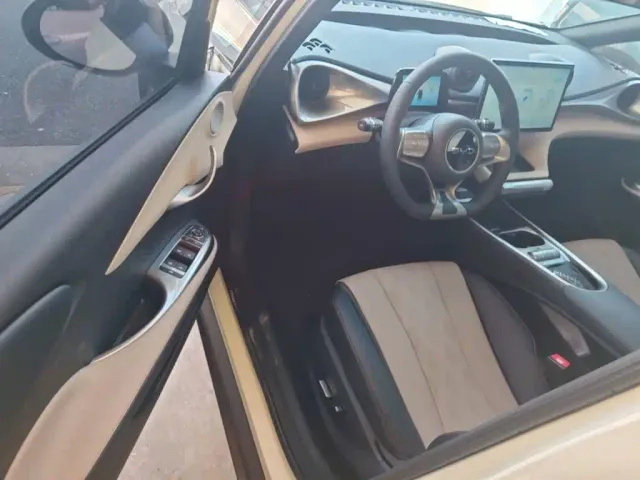 BYD Dolphin — Фото автомобиля 15