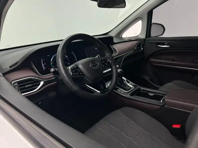 GAC Trumpchi M6 — Фото автомобиля 7