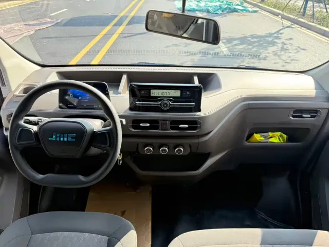 JMC E-Fushun — Фото автомобиля 7