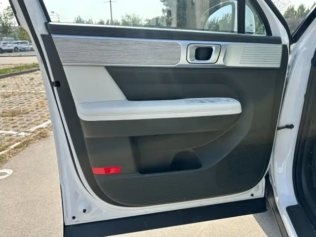 Hyundai Santa Fe — Фото автомобиля 14