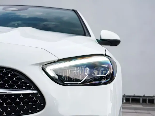 Mercedes-Benz C-Class — Фото автомобиля 8