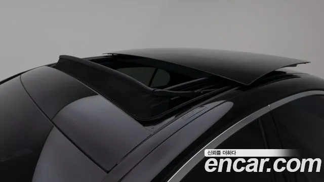 Mercedes-Benz E-Class — Фото автомобиля 12
