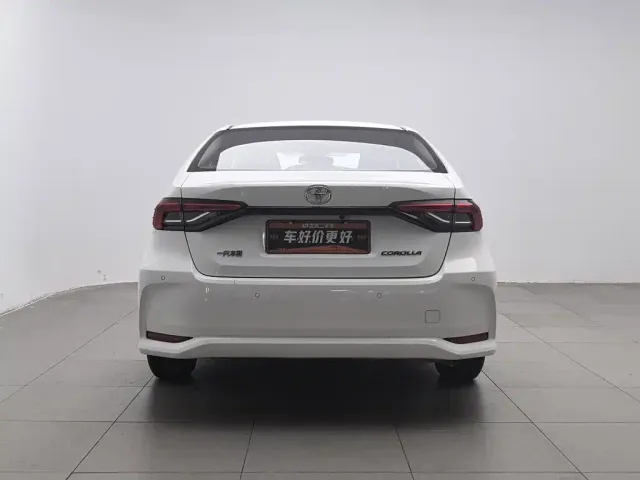 Toyota Corolla — Фото автомобиля 4