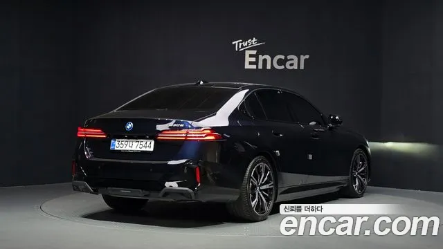 BMW 5-Series 5 серия (G60) — Фото автомобиля 2