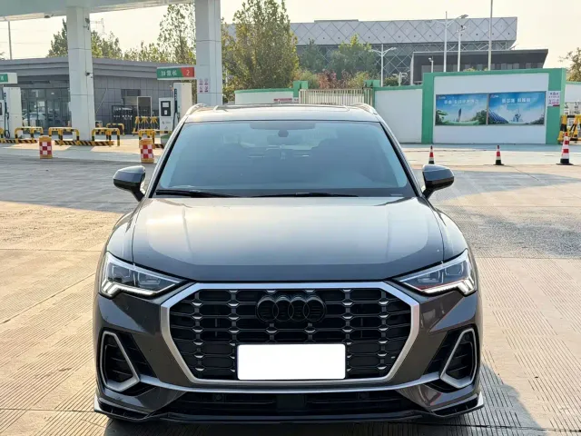 Audi Q3 — Фото автомобиля 2