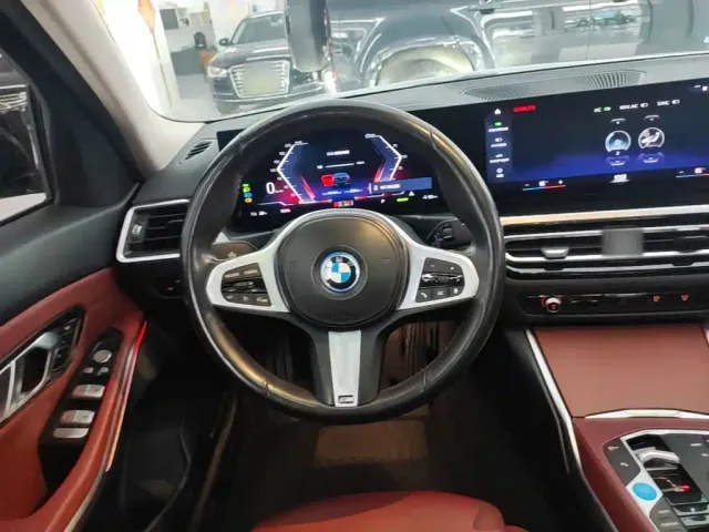BMW i3 — Фото автомобиля 10