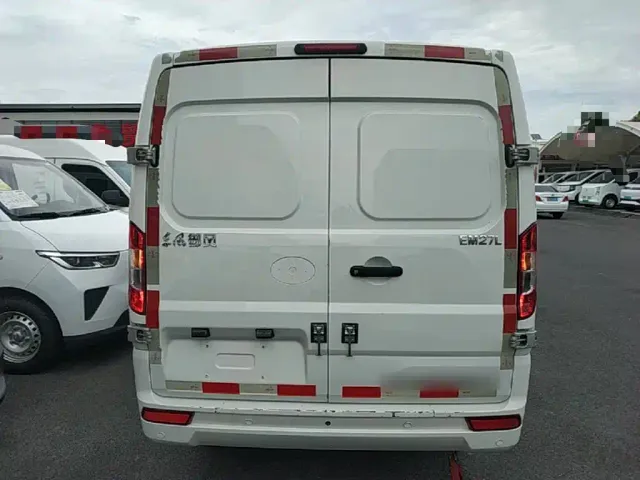 Dongfeng Yufeng EM27 — Фото автомобиля 3