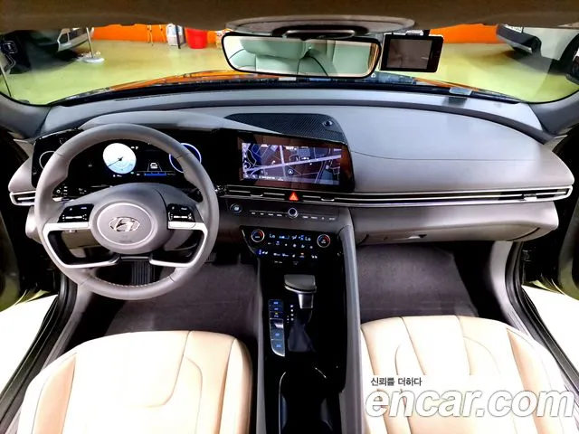 Hyundai AVANTE Inspiration — Фото автомобиля 5