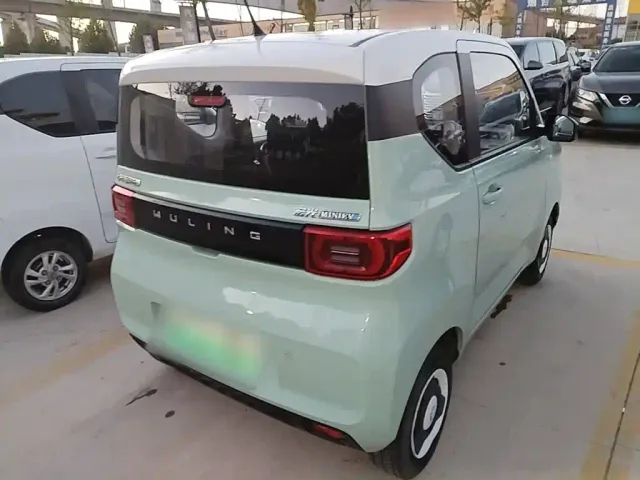Wuling Hongguang Mini EV — Фото автомобиля 6